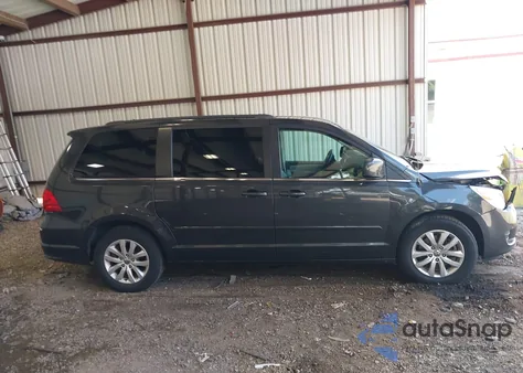 2012 Volkswagen Routan Se из США, поврежденный, VIN 2C4RVABG6CR393683